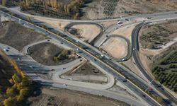 Sabancı - Ankara Bulvarı Kavşağı yeniden hizmete açıldı