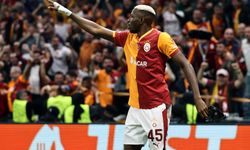 Galatasaray’a Şok:Osimhen Milli Takımda Sakatlandı – Derbide Oynayabilecek mi?