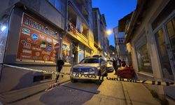 Polisten kaçarken apartman bacasında sıkışan hükümlü yakalandı