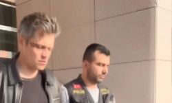 Eyüpsultan'da taksiciyi darbeden İngiliz boksör hakim karşısına çıktı