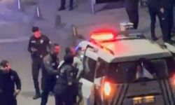 İki grup arasındaki kavgayı polis havaya ateş açarak ayırdı