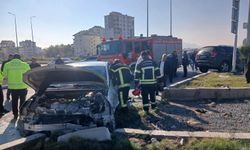Kayseri'de iki otomobil çarpıştı: 5 yaralı