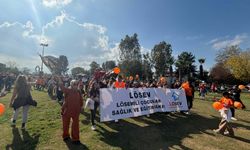 LÖSEV'den İzmir'de farkındalık korteji