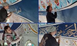 Samsunlu kadın nakkaşlar camilerin duvarlarını motiflerle süslüyor