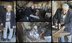Ali usta 57 yıldır dükkanında yankılanan çekiç sesleri arasında mesleğini yaşatıyor