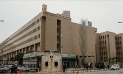 İzmir'de ihale usulsüzlüğü operasyonunda 3'ü belediye çalışanı 4 şüpheli yakalandı