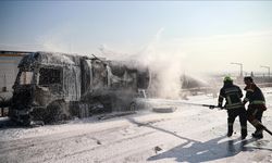 Mersin'de akaryakıt yüklü tankerde çıkan yangın söndürüldü