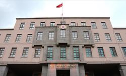 Azerbaycan-Gürcistan sınırında düşen askeri kargo uçağının enkazında son şehit naaşına da ulaşıldı