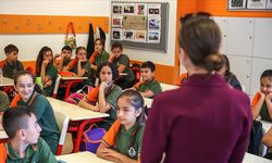 “Öğretmen-öğrenci ilişkisinin temeli güven olmalı”