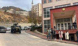 Gümüşhane Üniversitesi'nde bir idari personel mesai arkadaşını silahla rehin aldı