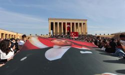 10 Kasım’da on binler Anıtkabir’e akın etti
