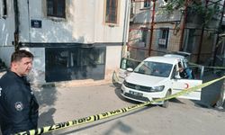 Yemek dağıtan Kızılay çalışanı, tabanca ile vuruldu