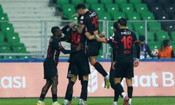 Gençler Sakarya’da 5 golle turladı