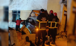 Kontrolden çıkan cip eve girdi: 1 yaralı