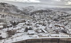 Çubuk ve Beypazarı ilçelerinde kar yağışı etkili oldu