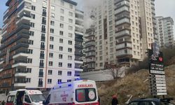 Ankara'da yangında mahsur kalan anne ile oğlu kurtarıldı