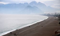 Antalya’da beklenen yağmur etkili oldu