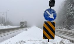 Bolu Dağı'nda kar yağışı