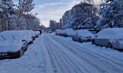 Doğu’da 2 bin 326 yerleşim biriminin yolu kapandı