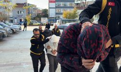 Eğlence mekanında tabancalı ve bıçaklı kavga: 1'i ağır, 2 yaralı