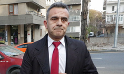 Öğrencilerin alay ettiği öğretmene velilerden destek