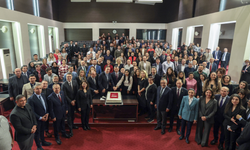 CHP Genel Başkanı Özgür Özel, parti çalışanlarının yeni yılını kutladı