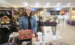 Ankara’lı kadın girişimci kitapları için yastık tasarladı