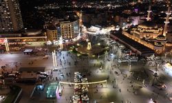 Yeni yıla saatler kala Taksim Meydanı havadan görüntülendi