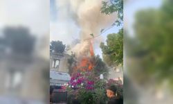 Sultanahmet Camii'nin yanındaki restoranda çıkan yangın söndürüldü