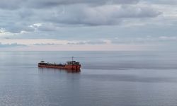 Karadeniz’de saldırıya uğrayan ‘MIDVOLGA-2’ isimli gemi için, uzman ekipler bekleniyor