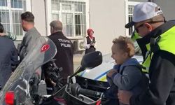 Polisten engelli öğrencilere anlamlı sürpriz