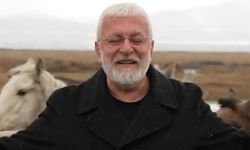 Sanatçı Onur Akın'a, klip çekimi sırasında at çarptı