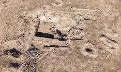 Van'daki Körzüt Kalesi'nde "giriş yolu" ortaya çıkarıldı