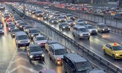 İstanbul'da akşam saatlerinde trafik yoğunluğu yüzde 90'a çıktı