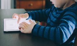 Çocuklara yönelik zararlı sosyal medya içerikleri mahkeme kararı olmadan kaldırılabilecek