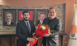 Etimesgut AK Parti İlçe Başkanlığı'nda bayrak değişimi