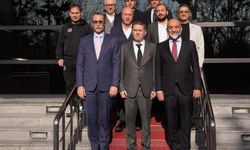 Erdal Beşikçioğlu Gençlerbirliği'ni ziyaret etti