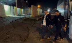 Yabancı uyruklu 2 kişinin mide ve bağırsaklarından uyuşturucu çıktı