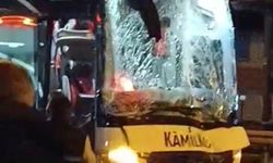 Yolcu otobüsü ile midibüs çarpıştı; 1 yaralı