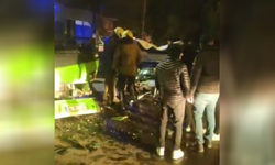 Arnavutköy'de özel halk otobüsü ile otomobil çarpıştı: 4 yaralı