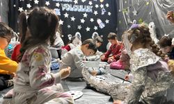 Bebek Kütüphanesinde çocuklar uzayla tanıştı