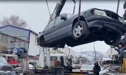 Ankara’da yurt dışından gelen araçları parça parça söken hurdacılara operasyon; 2 gözaltı
