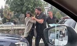 Boşanma aşamasındaki eşini trafikte darbedip, aracına çarptı