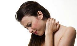 Boyun ağrılarına karşı bunlara dikkat!