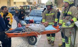 Çatıda asansör kulesinden düşüp bacağını kırdıı; mahsur kaldığı yerden itfaiye kurtardı
