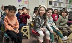 ÇEM’deki minikler ilk karne sevincini yaşadı