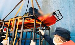 Gemide fenalaşan kişi, Sahil Güvenlik ekipleri tarafından tahliye edildi