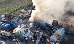Geri dönüşüm tesisinde çıkan yangın dron kamerasında