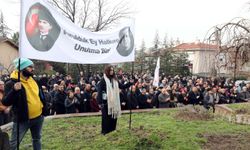 Usta gazeteci Batıkent Uğur Mumcu Parkı’nda anıldı  *Mumcu’nun acısı 33 yıldır dinmiyor