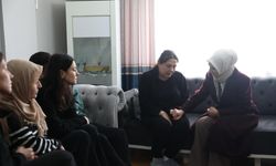 Bakan Göktaş'tan Güngören'de öldürülen Atlas'ın ailesine taziye ziyareti